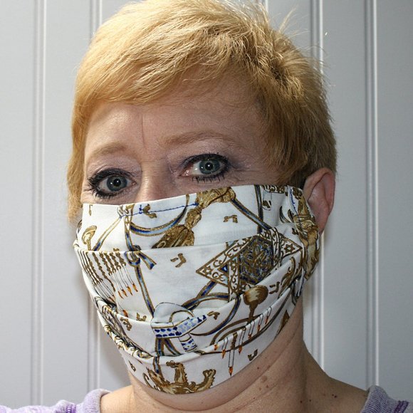 HANDMADE Cloth Gold Passover Face Mask Pocket - Picture 1 of 8
